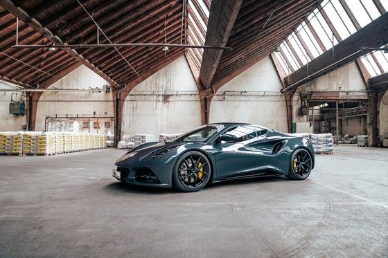 KW Gewindefahrwerk  V5 (mit Druck- & Zugstufendämpfung) für Lotus Emira 