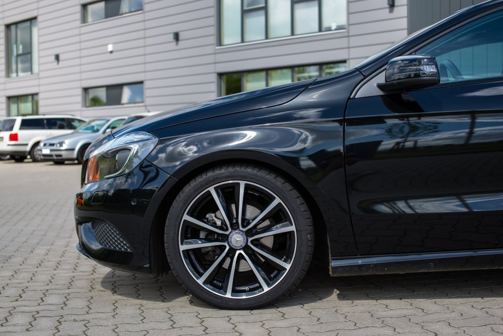 Eibach Tieferlegungsfedern Pro-Kit für Mercedes A-Klasse III Typ 176 ohne werksseitige Tieferlegung