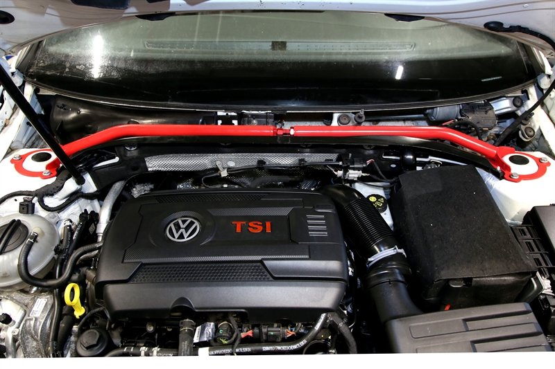 TA Technix Domstreben TA Technix Stahl-Domstrebe rot (pulverbeschichtet) vorne für Seat Leon Typ 5F 